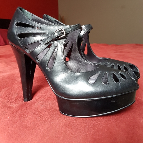 Nine West leather shoes size 7 - Picture 1 of 8